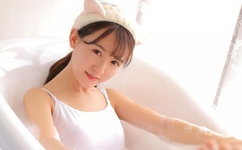 雕花的马鞍伴奏